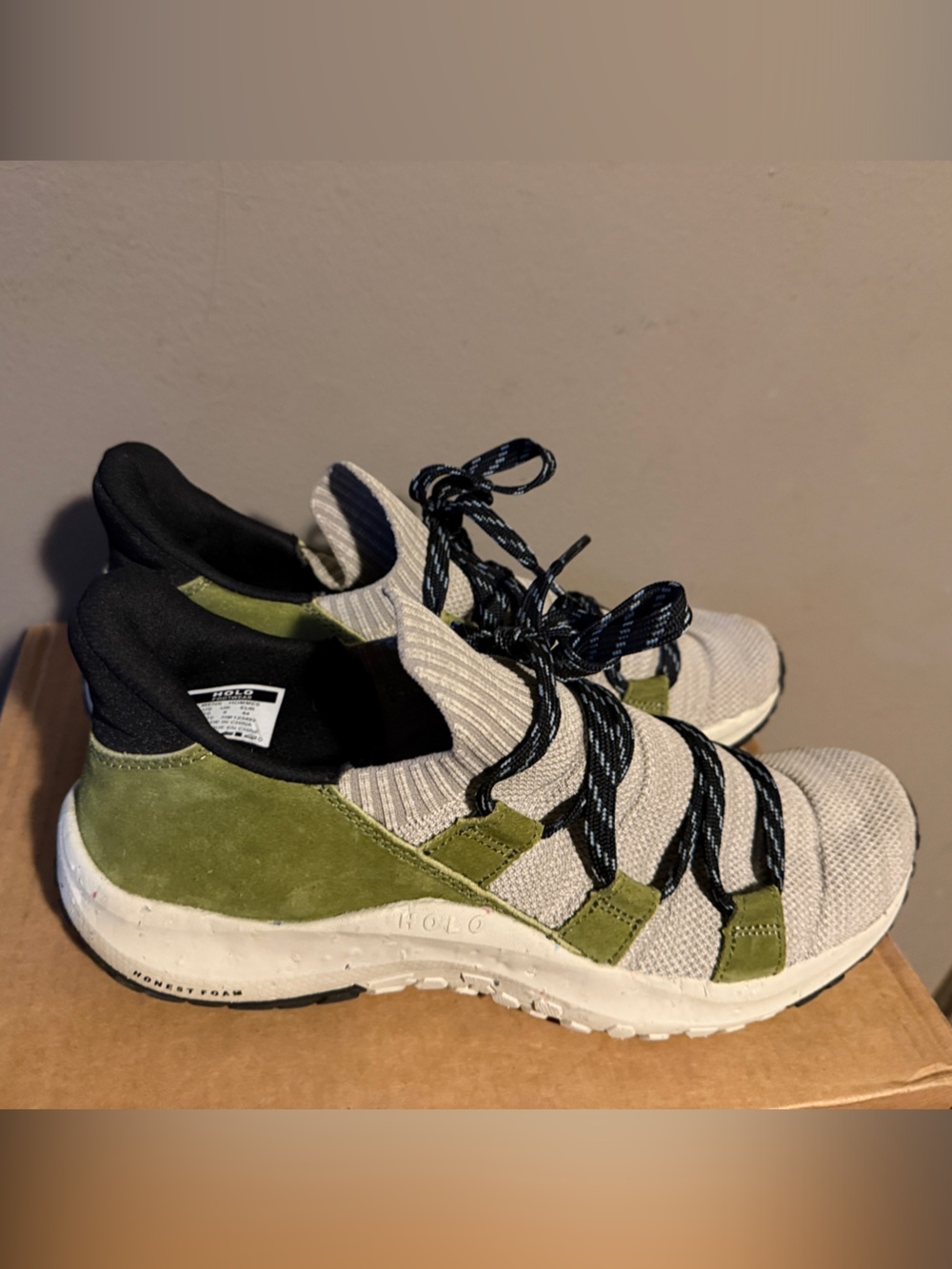 Holo Footwear ‘Maverick” Honest Foam Knit lace ^ Sneakers